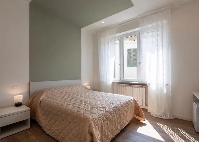 Iarsera Rooms And Apartment