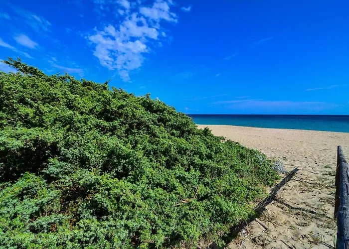 Villa Cristina a 50 mt dalla spiaggia Specchiarica di San Pietro in Bevagna