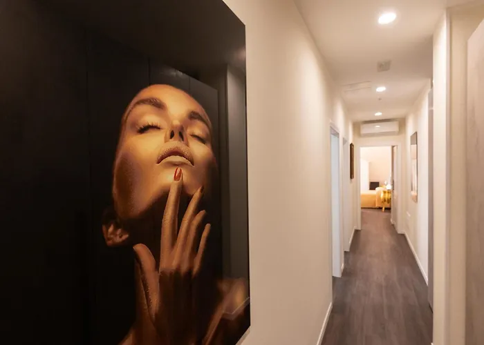 Amy Rooms