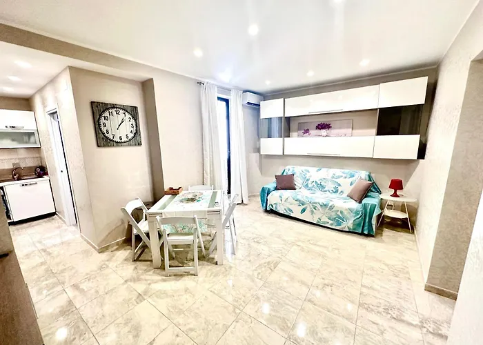Marina di Trezza-