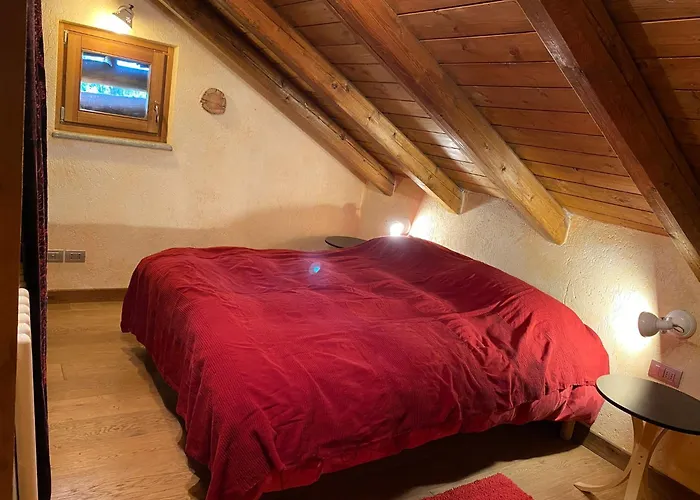 Magnificent Spacious 4 Bedroom Mountain Chalet With Spa, Free Ev Plug -In