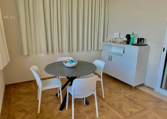 La Depèndance Luxury Rooms