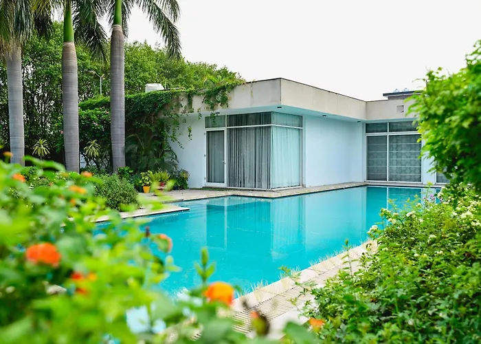 Udman Luxe Villa Chattarpur