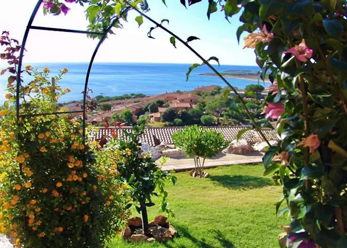 Isa-Villas In Porto Corallo Just 400 Meters From The Sea