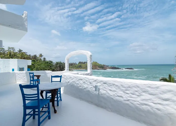 Seaside private villa Talalla Blue