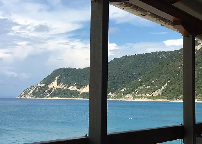 Hotel Agios Nikitas