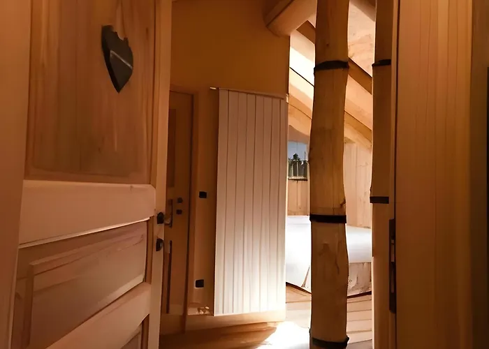 L' Aroula Rooms & Restaurant