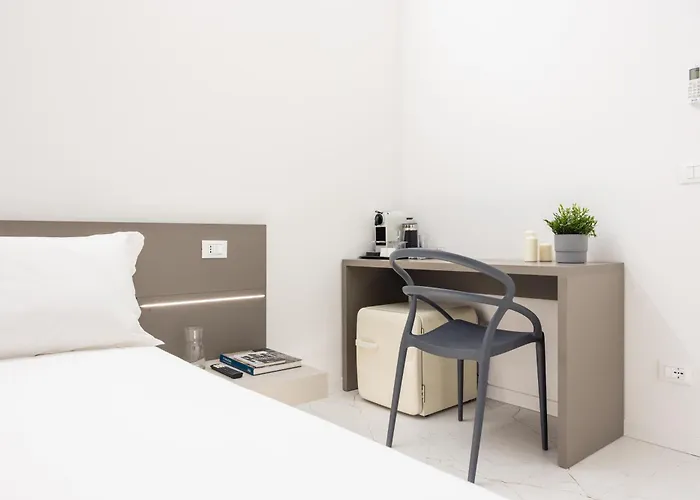 Excelsior Station Suite