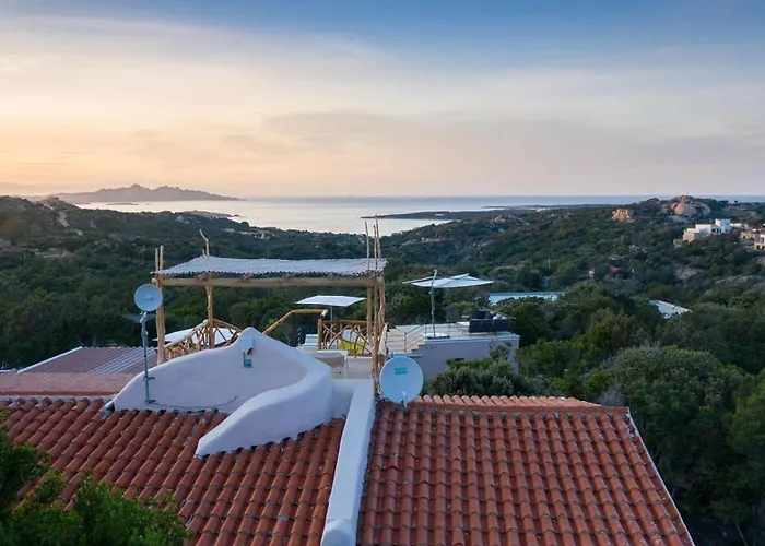 VILLA AMIRA Porto Cervo con vista Mozzafiato sul Mare,Piscina Privata,WELLNESS&SPA