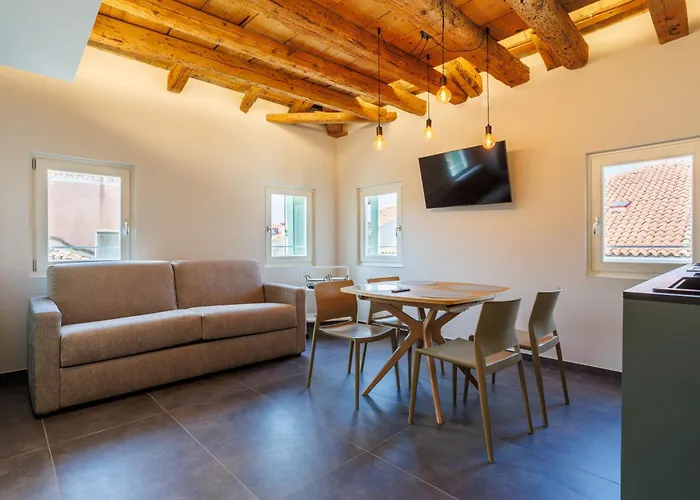 1823 Room