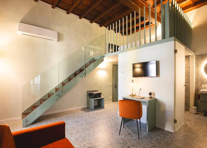 Palazzo Canetti Locarno - Piazza Grande - Suites&Rooms - Easy Self Check-In