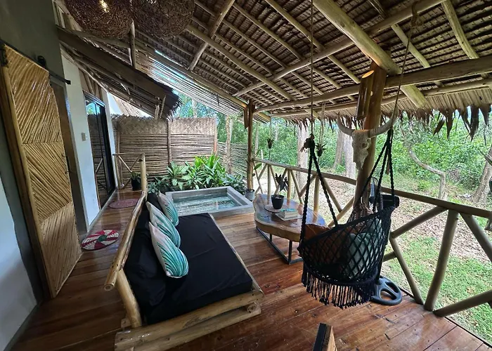 Carabao Lodge - 2 Bedroom House With Ac & Plunge Pool