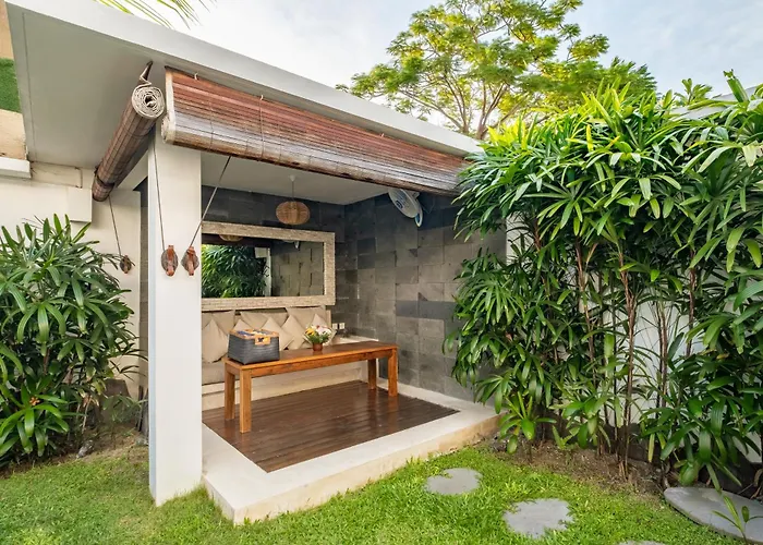 Villa private Pool in Seminyak, Car Park fast WIFI