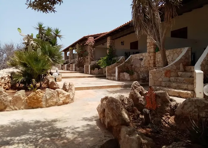  Punta Sottile A 2 Passi Dalla Spiaggia Di Cala Francese