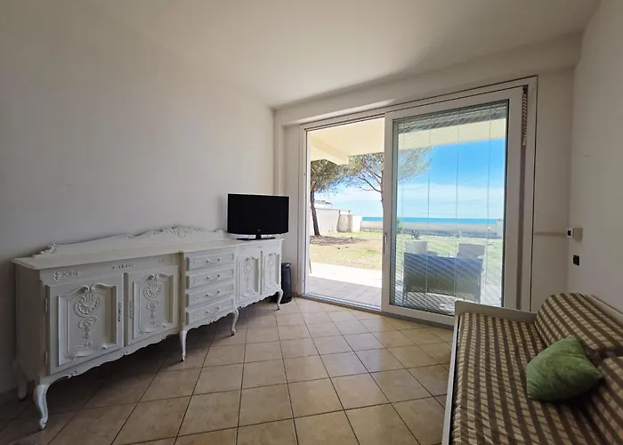 VILLA I DELFINI - Terracina Fronte Mare