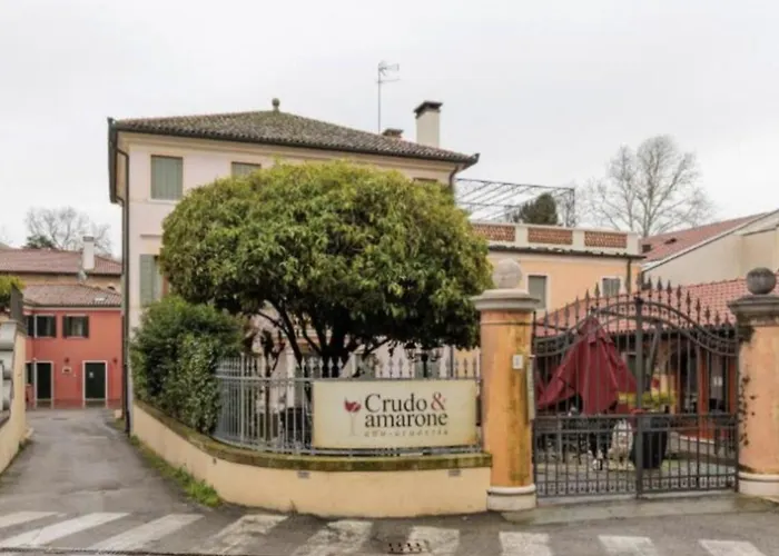 Villa Luccon - Mirano Centro Storico
