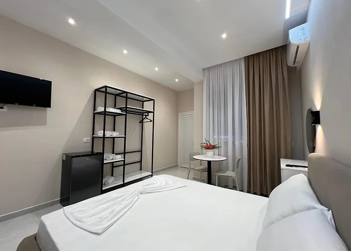 Aloju Rooms