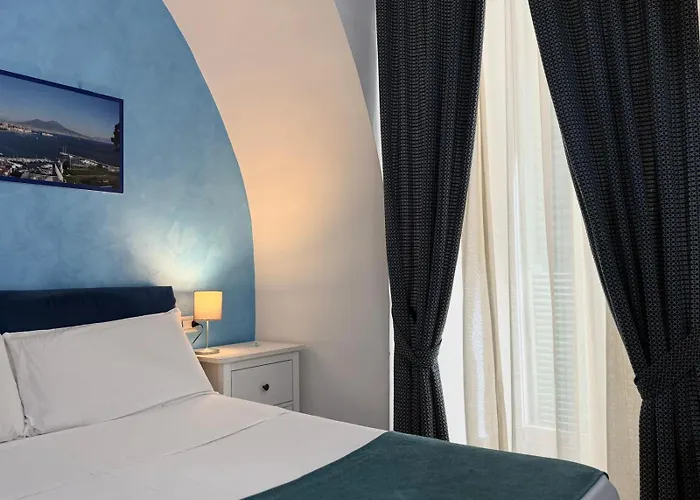 Chiaia Suites