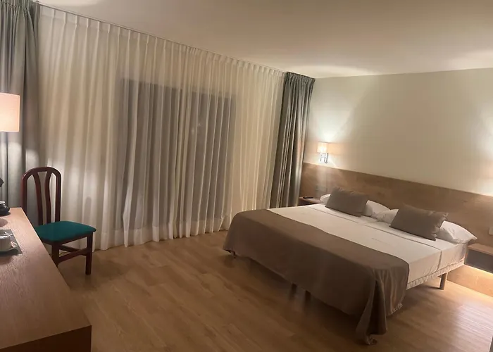 Iroco Hostal