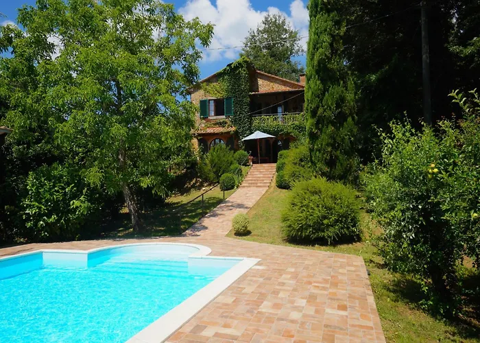 Villa Santa Fiora Farmhouse