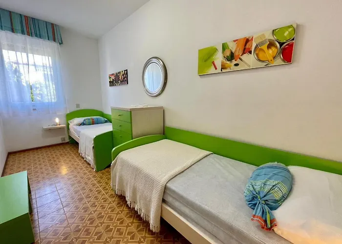 Comfortable Villa Near The Beach