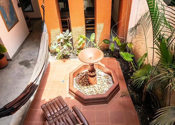 Colonial Villa In Laureles, Unique&Special House