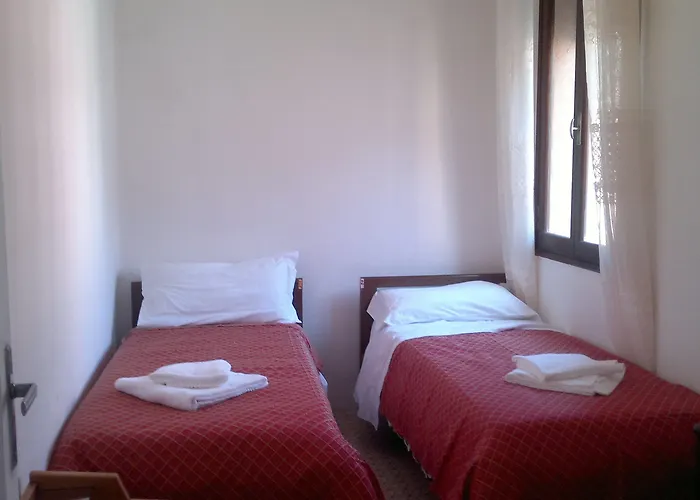 Resort: Venice Bangla B&B