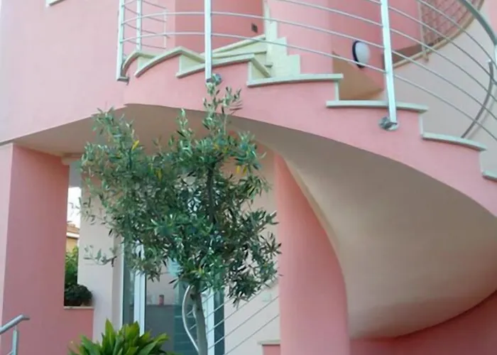 60Quattro bedrooms