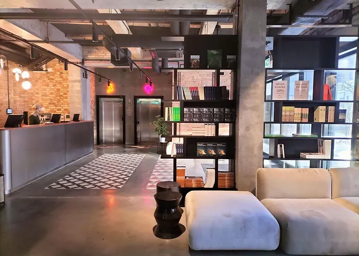 Arche Dwor Uphagena Gdansk