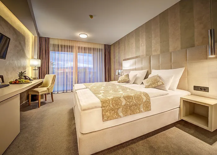 Hotel Maritime