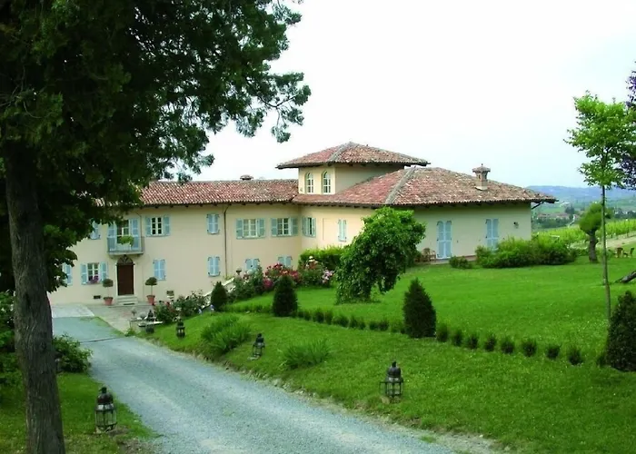 Hotel con piscina: Agriturismo La Casa in Collina