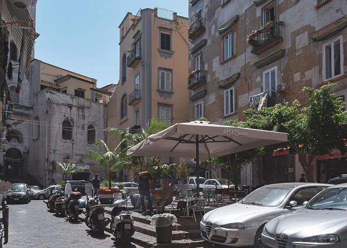 Napoli Visit Home