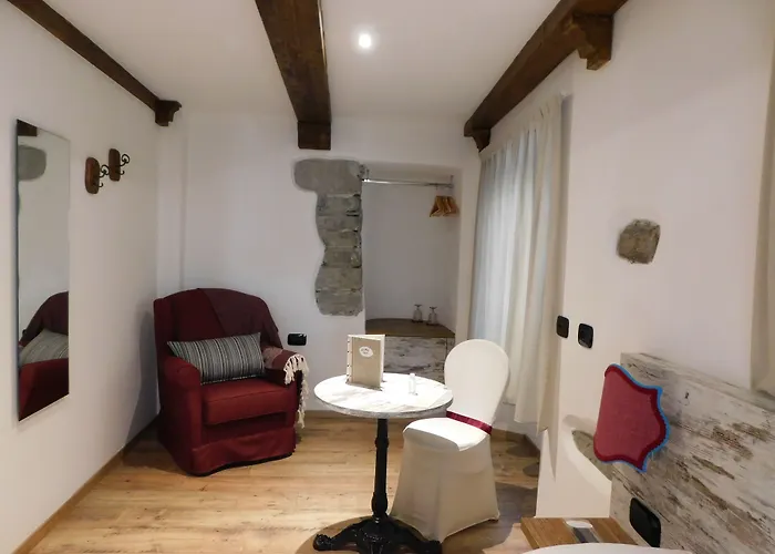 Nicomat Rooms