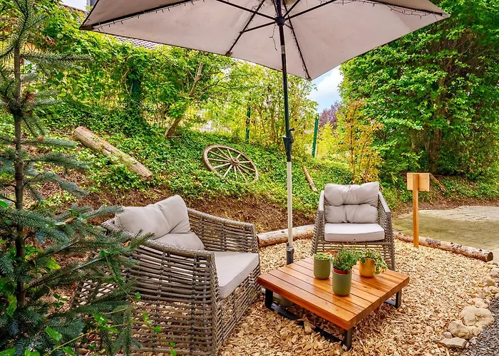 Studio Apartment In Swiss Chalet - Garden Views Of Mont Blanc