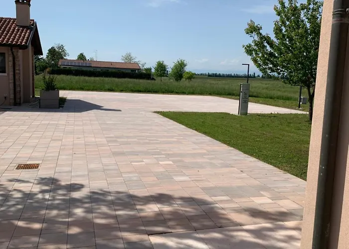Ca' Barbieri San Dona'- Calm And Comfort In The Veneto Countryside