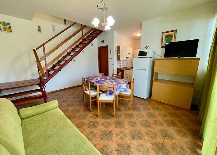 Family Villa With Private Garden