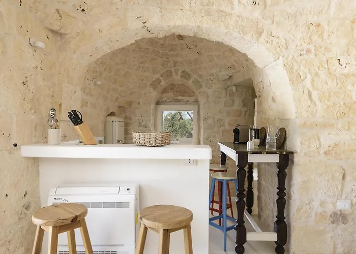 Trullo Cecapesce by Perle di Puglia