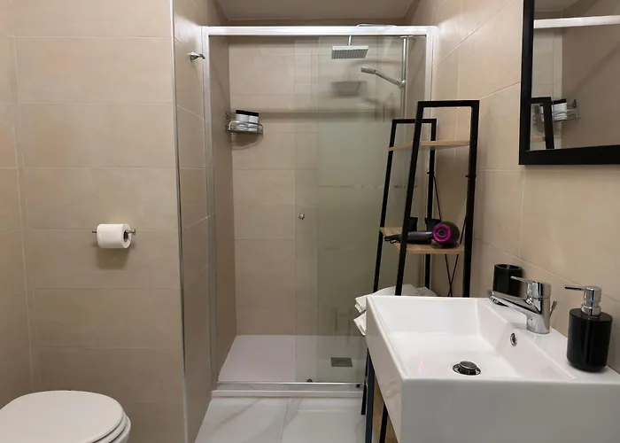 VI Luxury Room