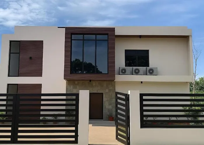 Lindelle Place Palawan