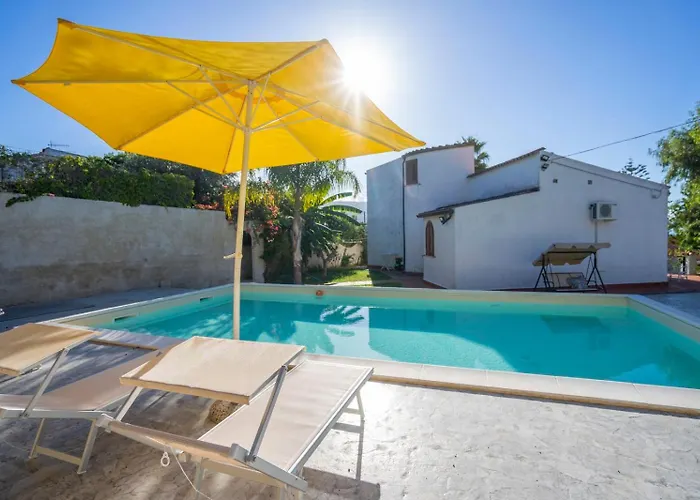 CAPOVILLAS - Villa Laura with private pool