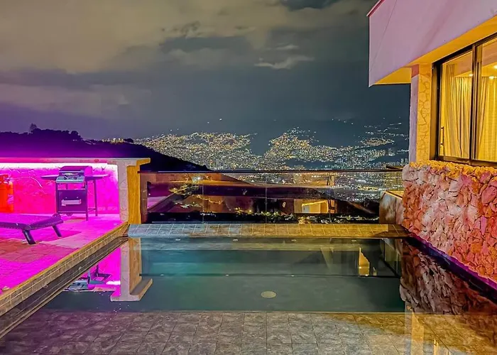 Luxury Villa pool views BBQ Parking 30mn Provenza