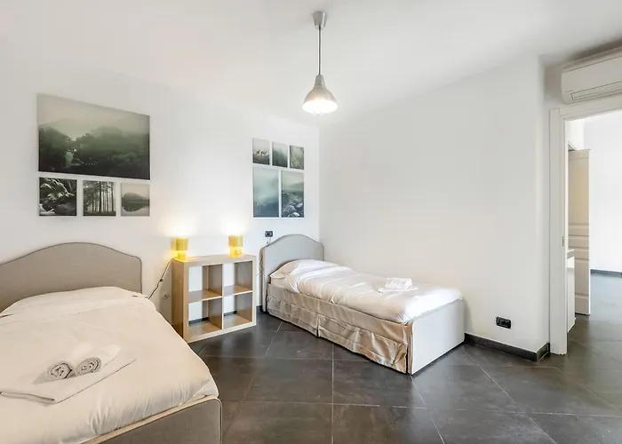 Moneglia Villa in A Quiet Place - Happy Rentals