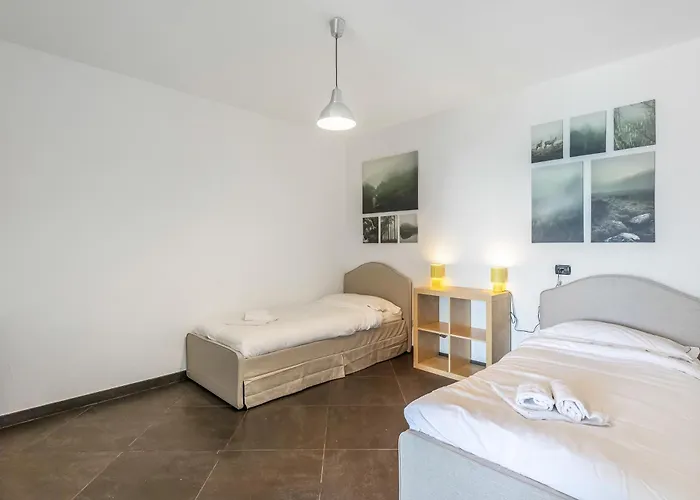 Moneglia Villa in A Quiet Place - Happy Rentals