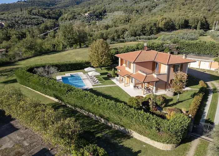 Villa In Tuscany With Pool