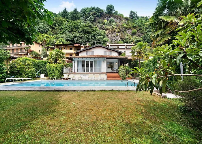 Luxury Country House Domaso