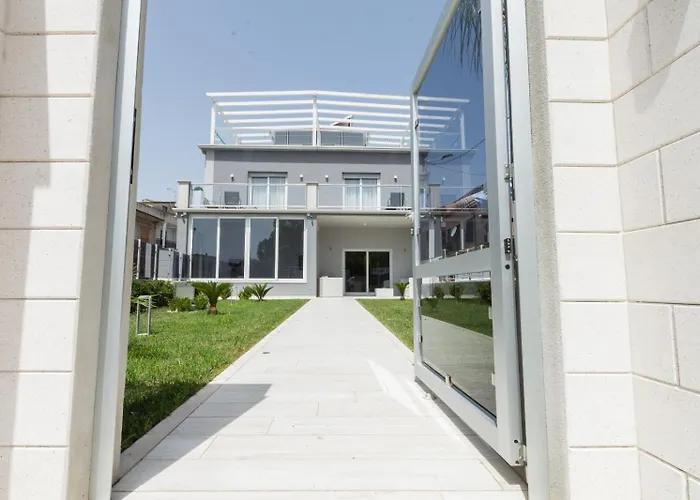 Luxury House