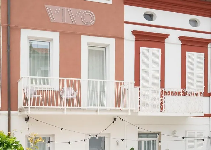 Vivo Rooms