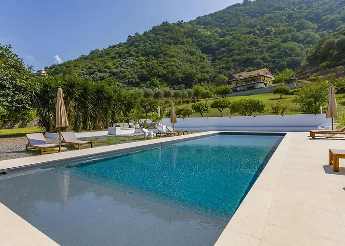 Villa Oceri Gioiosa Marea