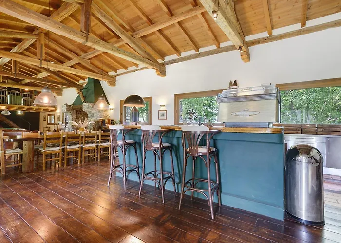 Cà Bossi Retreat above Lake Como