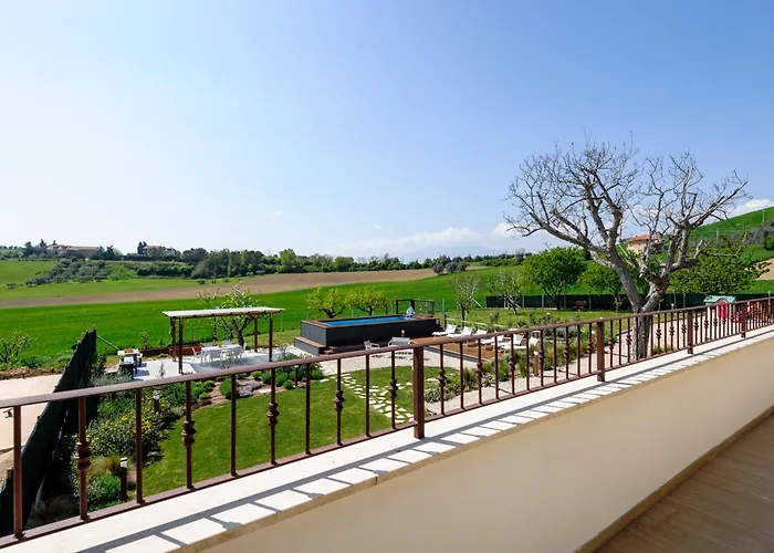 Villa Ophite